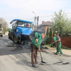 Rozpoczyna się przebudowa dróg w gminie Gdów. Prace będą prowadzone w 12 sołectwach